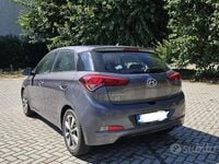 Usata Hyundai i20 75 CV (55 kW) 2016 Grigio Utilitaria