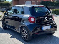 Usata Smart ForFour Prime 75 CV (55 kW) 2018 Nero Utilitaria