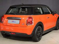 Usata Mini ONE 102 CV (75 kW) 2020 Arancione Utilitaria