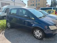 Usata Fiat Idea 80 CV (58 kW) 2007 Bluazzurro Monovolume