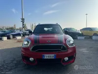 Usata Mini Countryman 136 CV (100 kW) 2019 Rosso SUV