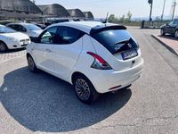Usata Lancia Ypsilon S 69 CV (50 kW) 2023 Bianco Utilitaria