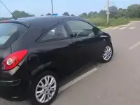 Usata Opel Corsa 60 CV (44 kW) 2009 Nero Utilitaria