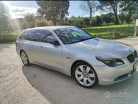 Begagnad BMW 530 235 HK (172 kW) 2007 Grå Kombi