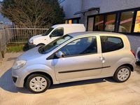 Usata Renault Twingo Privilege 58 CV (42 kW) 2007 Metalizzato Utilitaria