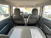 Usata Ford Fiesta Ghia 67 CV (49 kW) 2006 Argento Berlina