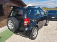 Usata Daihatsu Terios 104 CV (76 kW) 2008 Nero SUV