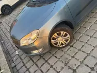 Usata Skoda Fabia 69 CV (50 kW) 2011 Verde Berlina