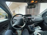 Usata Lancia Ypsilon 69 CV (50 kW) 2017 Nero Utilitaria