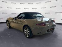 Nuova Mazda MX5 132 CV (97 kW) 2025 Zircon sand Cabrio
