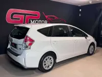 Usata Toyota Prius Lounge 99 CV (72 kW) 2016 Bianco Monovolume