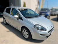 Usata Fiat Punto Lounge 69 CV (50 kW) 2015 Grigio Utilitaria