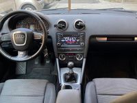 Usata Audi A3 S-Line 140 CV (102 kW) 2010 Verde Utilitaria