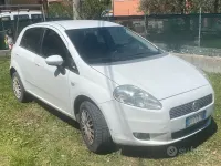 Usata Fiat Grande Punto 77 CV (56 kW) 2009 Utilitaria