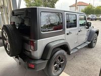 Usata Jeep Wrangler Unlimited Sport 200 CV (147 kW) 2013 Argento SUV