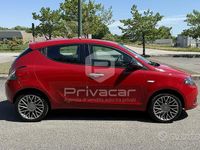 Usata Lancia Ypsilon Silver 69 CV (50 kW) 2022 Rosso Utilitaria