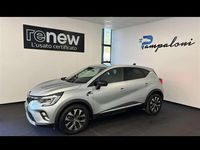 Usata Renault Captur Techno 160 CV (117 kW) 2022 Grigio chiaro SUV