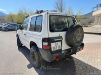 Usata Mitsubishi Pajero 99 CV (72 kW) 1999 Bianco SUV