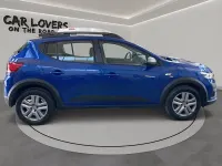 Usata Dacia Sandero Expression 101 CV (74 kW) 2023 Blu scuro Utilitaria