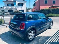 Usata Mini One D Business 95 CV (69 kW) 2015 Blu Utilitaria