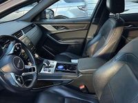 Begagnad Jaguar F-Pace SE 204 HK (150 kW) 2022 SUV