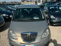 Usata Lancia Musa 90 CV (66 kW) 2009 Oro Monovolume