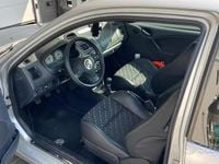 Usata MG ZR 160 CV (117 kW) 2003 Grigio Utilitaria
