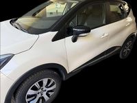 Usata Renault Captur Intens 90 CV (66 kW) 2017 Beige SUV