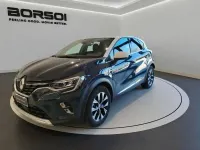 Usata Renault Captur Techno 94 CV (69 kW) 2023 Bic blu marine / tetto bianco SUV