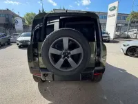 Nuova Land Rover Defender SE Dynamic 200 CV (147 kW) 2026 Patagonia green SUV