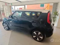 Käytetty Kia Soul 132 HP (97 kW) 2018 Sininen Katumaasturi
