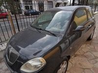 Usata Lancia Ypsilon 75 CV (55 kW) 2004 Nero Utilitaria