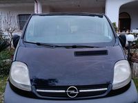 Usata Opel Vivaro 100 CV (73 kW) 2005 Nero Monovolume