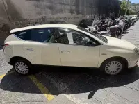Usata Lancia Delta 120 CV (88 kW) 2009 Utilitaria