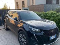 Usata Peugeot e-2008 Active 100 kW (136 CV) 2023 Nero SUV