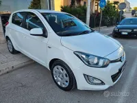 Usata Hyundai i20 Classic 85 CV (62 kW) 2014 Bianco Utilitaria