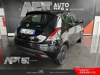 Usata Lancia Ypsilon Silver 70 CV (51 kW) 2022 Nero Utilitaria