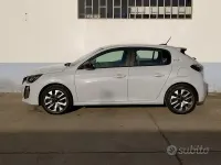 Nuova Peugeot 208 Style 101 CV (74 kW) 2025 Bianco Utilitaria