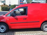 Usata VW Caddy 102 CV (75 kW) 2015 Rosso Monovolume