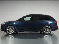 Usata Audi Q7 S-Line 286 CV (210 kW) 2024 Grigio waitomo metallizzato SUV