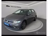 Usata VW Polo Life 95 CV (69 kW) 2023 Grigio Utilitaria