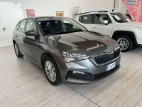Usata Skoda Scala Ambition 95 CV (69 kW) 2023 Grigio graphite metallizzato Utilitaria