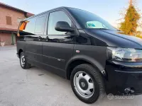 Usata VW Multivan Startline 140 CV (102 kW) 2011 Nero Monovolume