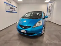 Usata Honda Jazz Elegance 90 CV (66 kW) 2009 Blu Utilitaria