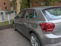 Usata VW Polo 95 CV (69 kW) 2018 Grigio Utilitaria