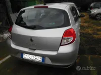 Usata Renault Clio II 75 CV (55 kW) 2011 Grigio Berlina