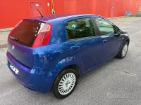 Usata Fiat Grande Punto 75 CV (55 kW) 2008 Bluazzurro Utilitaria