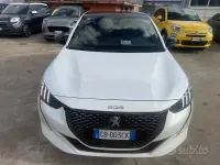 Gebraucht Peugeot 208 GT 101 PS (74 kW) 2020 Weiß Kleinwagen