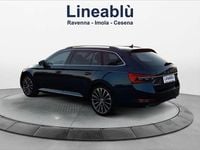 Usata Skoda Superb LAURIN & KLEMENT 200 CV (147 kW) 2023 Verde Station wagon