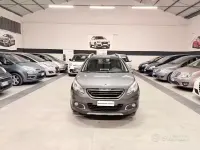 Usata Peugeot 2008 Allure 115 CV (84 kW) 2015 Grigio SUV